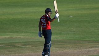 SA vs ENG 2020, 2nd T20I Match Report: Dawid Malan's Fifty Guides England to Four-Wicket Win vs South Africa; Visitors Take Unassailable 2-0 Lead