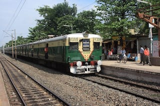 West Bengal Slightly Eases Covid Curbs On Local Trains In Kolkata. Details HERE