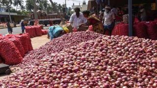 Onion Price: लागत की वसूली नहीं होने से नाराज किसानों ने लासलगांव मंडी में प्याज की नीलामी रोकी, आश्वासन पर माने
