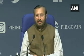 पराली जलाना बंद हो गया है, लेकिन दिल्ली में प्रदूषण की स्थिति अब भी गंभीर: प्रकाश जावड़ेकर