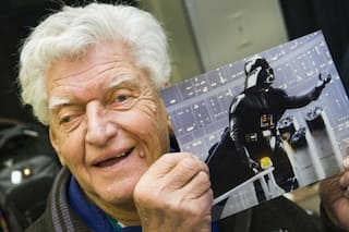 Actor David Prowse, Who Played Physique of Darth Vader in Original Star Wars Trilogy, Passes Away at 85