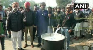 Delhi Mosques Organize Food For Protesting Farmers, Spread Message of 'Unity in Diversity'