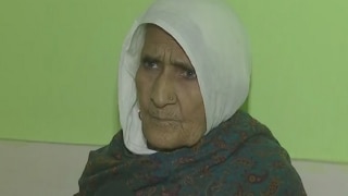 Shaheen Bagh Dadi Bilkis Bano Detained by Delhi Police Soon After Joining Farmers Protest