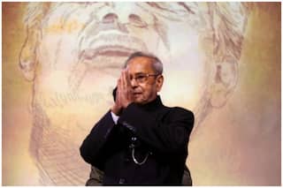 Pranab Mukherjee's Book Blames Sonia Gandhi, Manmohan Singh For 2014 Poll Debacle