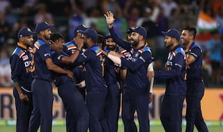 1st T20I: Yuzvendra Chahal Stars After Concussion Controversy as India Take The Lead in Canberra