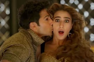 Coolie No 1 Song Husnn Hai Suhaana: Sara - Varun's Quirky Dance Steps Set The Internet on Fire