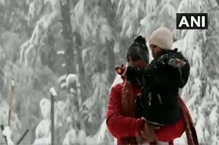 Kashmir Weather Today: कश्मीर में पारा माइनस 7.5 पर पहुंचा, बर्फबारी से पर्यटक और व्यापारी खुश
