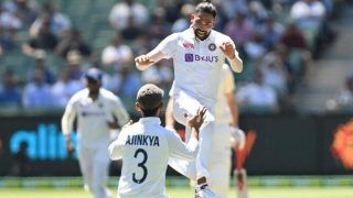 India vs Australia 2nd Test: Jasprit Bumrah Lauds Debutant Mohammed Siraj After Impressive Show on Day 1