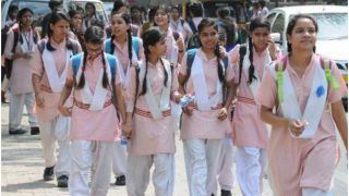 Delhi School News: कोरोना के मामलों में कमी आने के बाद दिल्ली में सोमवार से 9वीं से12वीं कक्षा के लिए खुलेंगे स्कूल