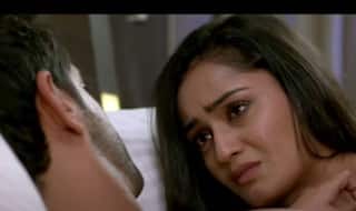 Tridha Choudhury Hot Video: आश्रम 2 में इंटीमेट होने वाली गर्ल त्रिधा चौधरी का बेडरूम वीडियो हुआ वायरल, तहलका मचा रही हैं तस्वीरें