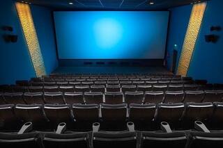 Centre Directs Tamil Nadu to Revoke Decision of Allowing Full Seating Capacity in Theatres