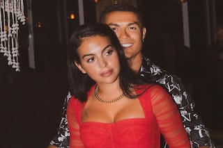 Ronaldo Wishes GF Georgina in Most Romantic Fashion on Her B'Day