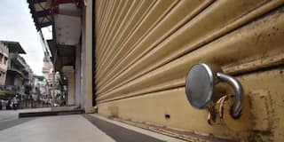 पूरे महाराष्ट्र में सख्ती की चेतावनी, इन जिलों में फुल लॉकडाउन, यहां लगा है कर्फ्यू, जानिए