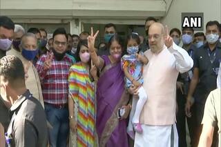 Gujarat Local Body Elections 2021 LIVE: गुजरात में नगर निकाय चुनाव की वोटिंग जारी, अमित शाह ने डाला वोट