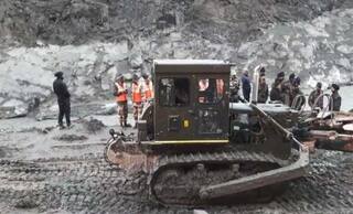 Uttarakhand Chamoli Glacier Burst LIVE: अबतक 26 शव बरामद, 171 लोग हैं लापता, रेस्क्यू ऑपरेशन जारी