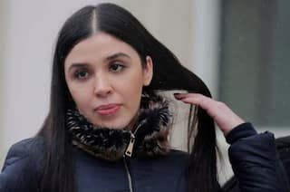 Emma Coronel, Wife of    El Chapo    Who Helped Him Escape From Prison Arrested on Drug Charges