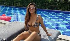 Ruhi Singh को बचपन से है महिलाओं में इंटरेस्ट, सोशल मीडिया पर करती हैं बोल्ड तस्वीरें शेयर