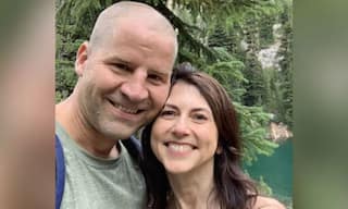 Jeff Bezos' Ex-Wife MacKenzie Scott Marries a Science Teacher, Couple Pledge to Donate More Wealth