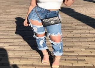 #RippedJeans: तीरथ सिंह रावत के ‘फटी जींस’ बयान पर भड़कीं महिलाएं, बोलीं- कपड़े नहीं सोच बदलो Mr. New CM