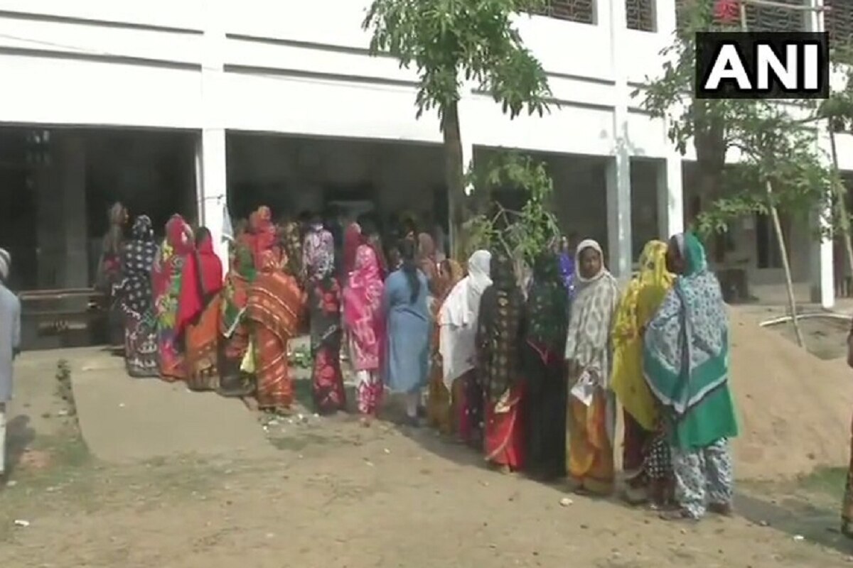 Assembly Polls Phase 1 Voting: EVM Snag at Multiple Booths in Assam, 10 TMC MPs to Meet EC Today | 10 Points