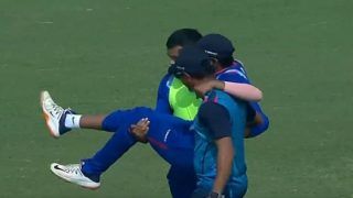 Prithvi shaw went off the field after being injured during vijay hazare trophy 2020 21 final 4490067