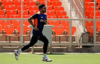 India vs England: इंग्लैंड के खिलाफ चौथे टेस्ट में जसप्रीत बुमराह की जगह उमेश यादव को मिल सकता है मौका