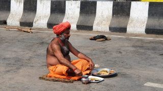 Baba Jagpal: बाबा जगपाल महाराज, धूप में बैठ कर रहे तप, 11 दिन तक नहीं खाएंगे अन्न