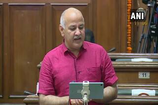 मनीष सिसोदिया ने पेश किया 69,000 करोड़ रुपये का देशभक्ति बजट. जानें Latest Updates...