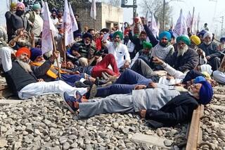 Farmers To Intensify Protest, Major Nationwide Rail Blockade Planned For March 13