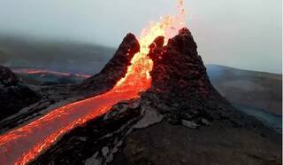 Photographer Sends Drone Over Erupting Volcano, Video Captures Incredible Moment of Lava Spitting Out | Watch