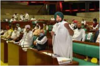 Punjab Budget 2021: पंजाब के बजट सत्र में शिअद विधायकों का हंगामा, असेंबली अध्यक्ष ने किया निलंबित