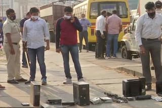 Mansukh Hiren Death Case: Hard Disk, Car Number Plates Found in Mumbai River; Vaze on Site as NIA Probe On