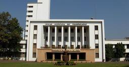 IIT-Kharagpur Teacher Abuses SC/ST Students For Not Standing up For National Anthem, Outrage Erupts on Twitter | Watch Video