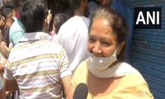 Viral Video: Delhi Aunty's Epic Reply Outside Liquor Shop Draws Cheers From The Internet | Watch
