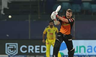CSK vs SRH: डेविड वार्नर ने लगाई रिकॉर्ड्स की झड़ी, IPL में जड़े 200 छक्‍के, लगाया अर्धशतकों का अर्धशतक और...