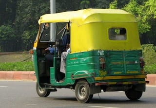 Bhopal Man Converts His Auto-Rickshaw Into Free Ambulance, Also Installs Oxygen Cyclinder