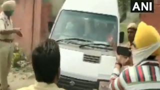 LIVE: UP Police की टीम मुख्तार अंसारी को लेकर बांदा जेल के लिए रवाना, एंबुलेंस बैठा नजर आया बाहुबली