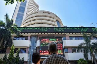 Sensex Today: 550 अंक टूटा सेंसेक्स, निफ्टी 16,450 से नीचे; एचडीएफसी बैंक, इंफोसिस में सबसे ज्यादा गिरावट