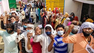 UP Panchayat Election 2021: COVID Norms Flouted As Crowd Gathers at Counting Centre In Hathras
