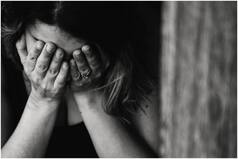 7 Free Mental Wellness Advice Helplines Offered By Experts To Tackle Covid Anxiety or Stress