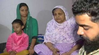 Chhattisgarh में नक्‍सलियों के कब्‍जे में CRPF जवान, मां और पत्‍नी ने सरकार से रिहाई के लिए लगाई गुहार