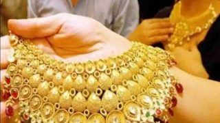 MCX Gold Price Today, 8 April 2021: एक माह के ऊंचे स्तर से फिसला सोना, जानें- किस तरह से कमाएं मुनाफा?