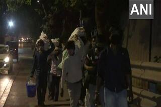 Covid-19 In India: लौट रहे प्रवासी श्रमिकों का छलका दर्द-याद हैं परेशानियां, यहां हम क्या करेंगे, क्या खाएंगे...