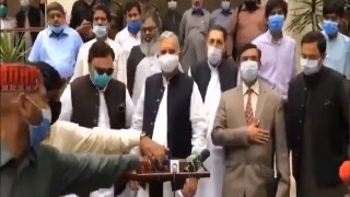 Pakistan Minister Addresses Presser 2 Hours Late, Journalists Stage Walkout | Watch Viral Video