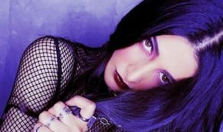 Shruti Haasan की इन तस्वीरों ने मचाया तहलका, कसा हुआ तीर है ज़रा संभल कर रहिए!