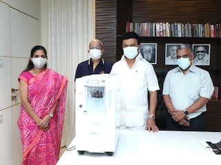 Chennai Super Kings Donate 450 Oxygen Concentrators to TN Government