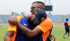 ऑक्सीजन कन्सन्ट्रेटर्स दान दे रहे हैं Hardik और Krunal Pandya, टि्वटर पर दिल से लिखी यह बात