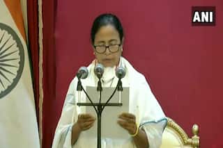 Mamata Banerjee Takes Oath As West Bengal CM, Says Tackling COVID Crisis Her First Priority