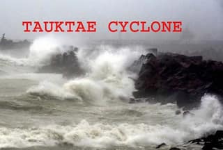 Tauktae Cyclone: तुकाते के ‘अत्यंत भीषण चक्रवाती’ तूफान में तब्दील होने की संभावना, IMD ने दी चेतावनी