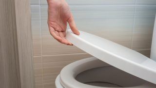 Genes Passed Down by Parents Responsible For Your Pooping Habits, Study Explains How